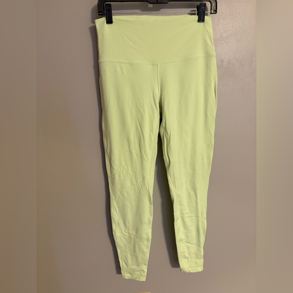 Lululemon Athletica Align Leggings
High-Rise 28” Light Green
